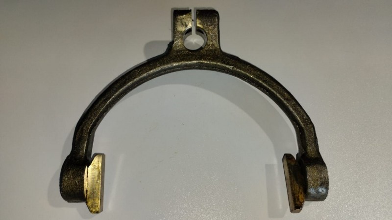 Вилка КПП с сухарями в сб.  МТЗ-1221 — 1