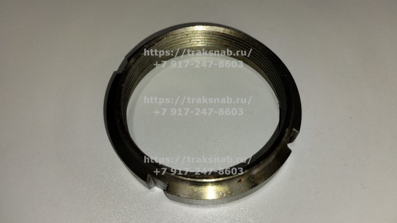 Гайка моста перед. ведущего — 2