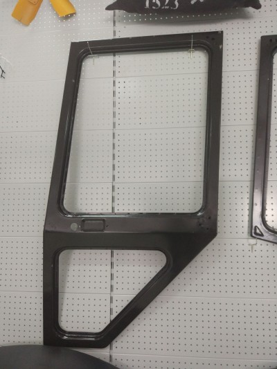 Дверь левая